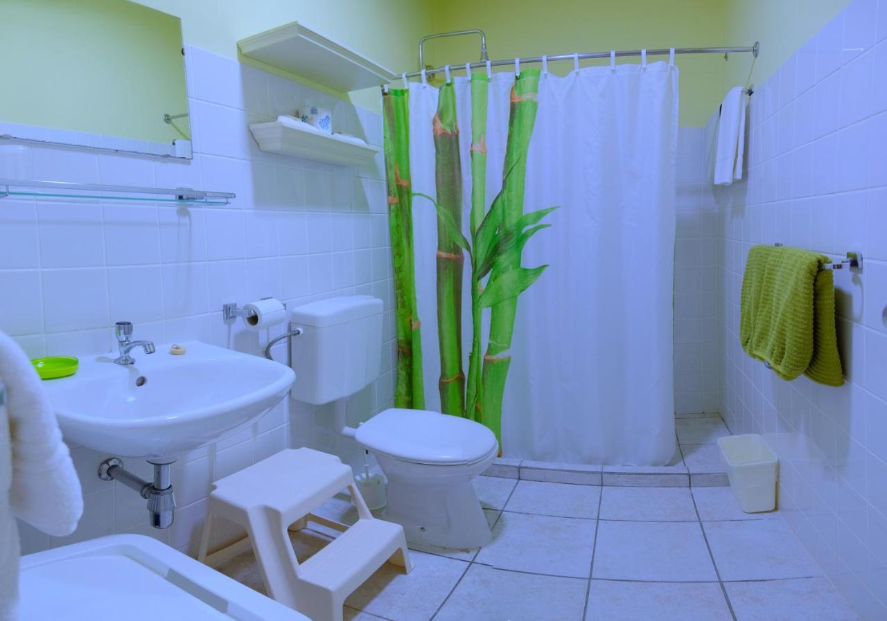 Aruba Quality Apartments & Suites Palm Beach Exterior photo